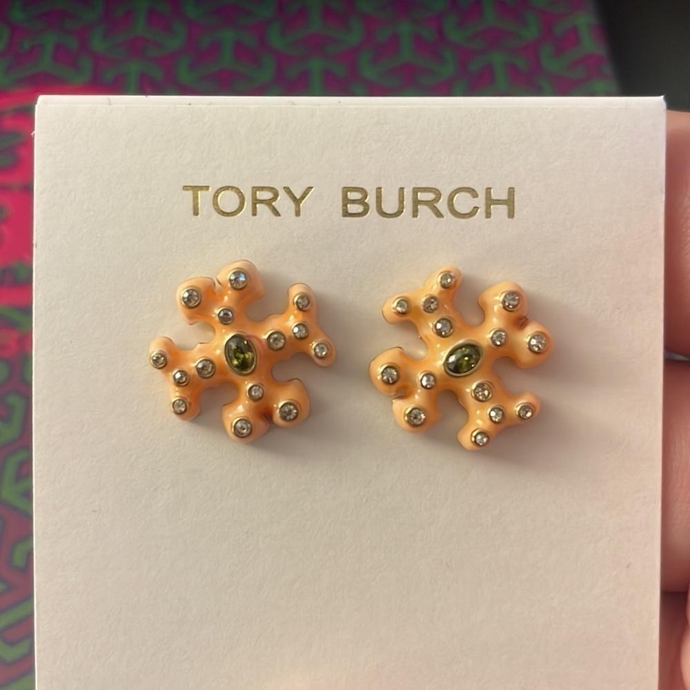 Tory Burch Crystal Logo Stud Earrings Gold Tone Floral Clover Statement - Picture 3 of 5